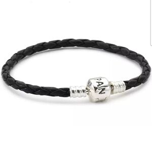 BNWT Pandora leather bracelet